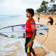 Gabriel Medina antes de entrar no mar de Pipeline