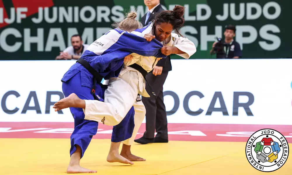 Nauana Silva projeta adversária no Grand Slam de Paris de judô