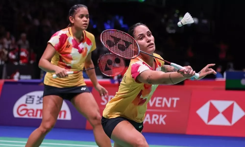 Jaqueline Lima e Samia Lima em ação durante o Internacional Challenge do Irã; Juliana Viana
