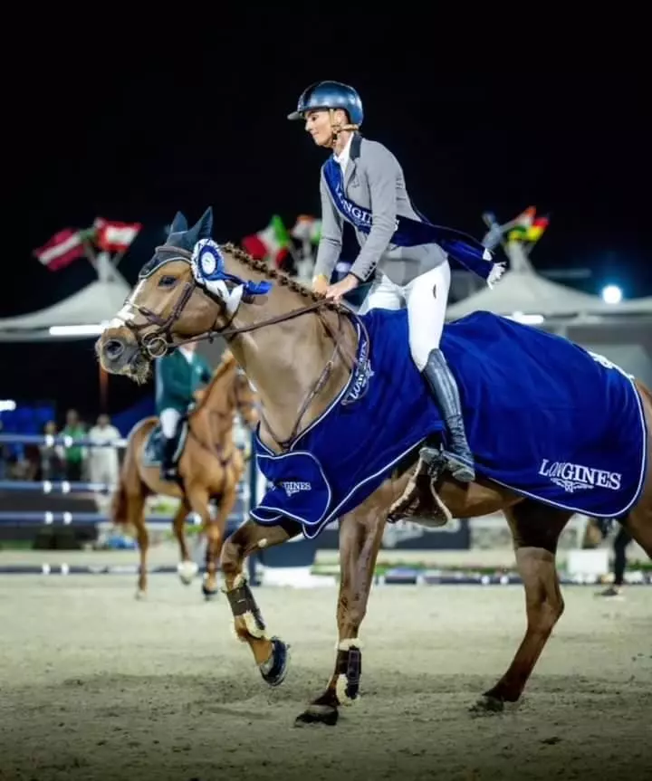 Celine de Schoonbroodt de Azevedo sharjah luiz de azevedo neto