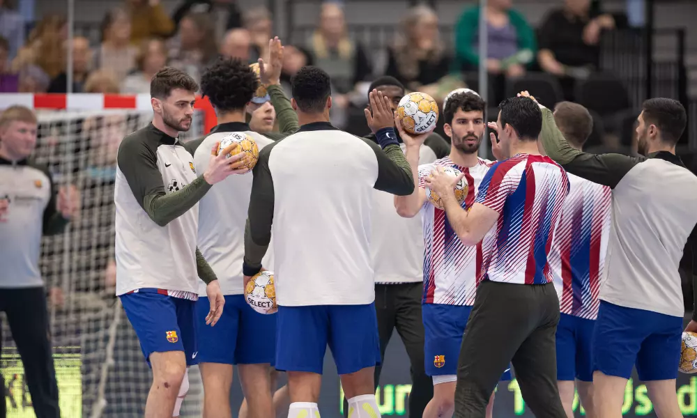 Jogadores do Barça antes de duelo na Champions League de handebol masculino - Haniel e Petrus