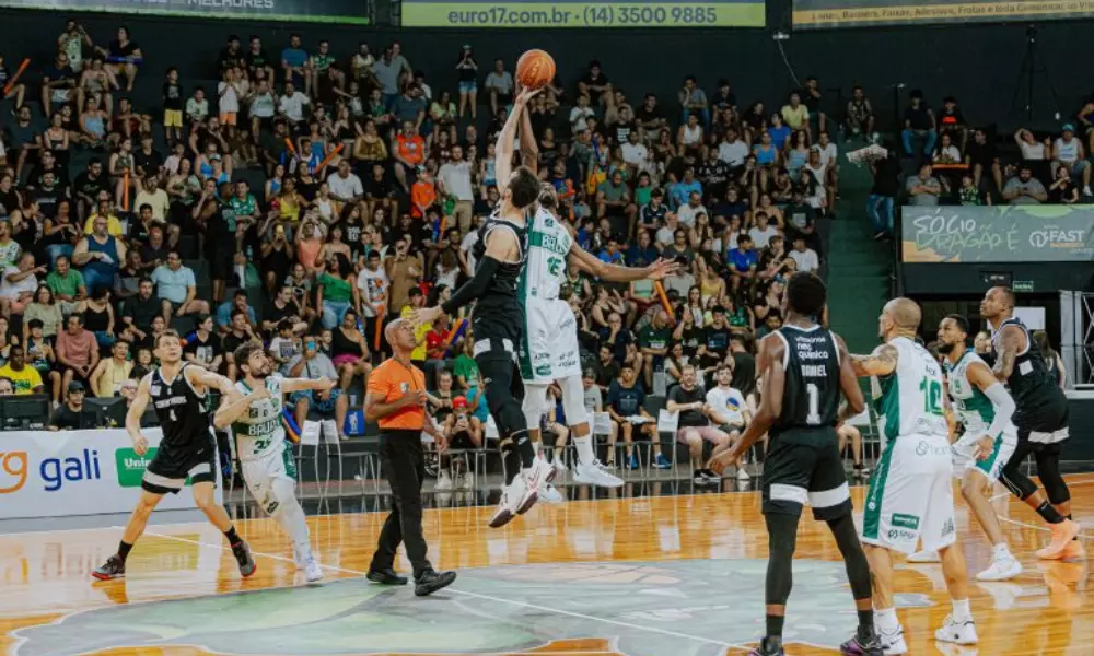 Bauru e Corinthians se enfrentam pelo NBB 2023/2024. Saiba onde ver ao vivo