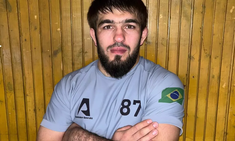Sosruko Kodzokov levou o ouro no Pan-Americano de wrestling