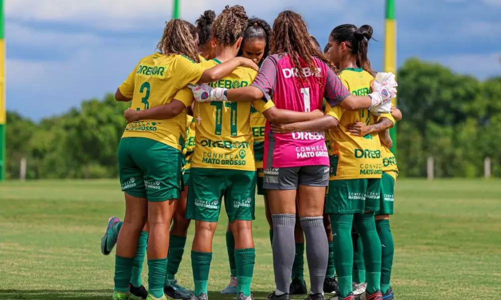 Equipe do Cuiabá, uma das participantes do Brasileiro Feminino Sub-20 (Foto: Cuiabá EC)