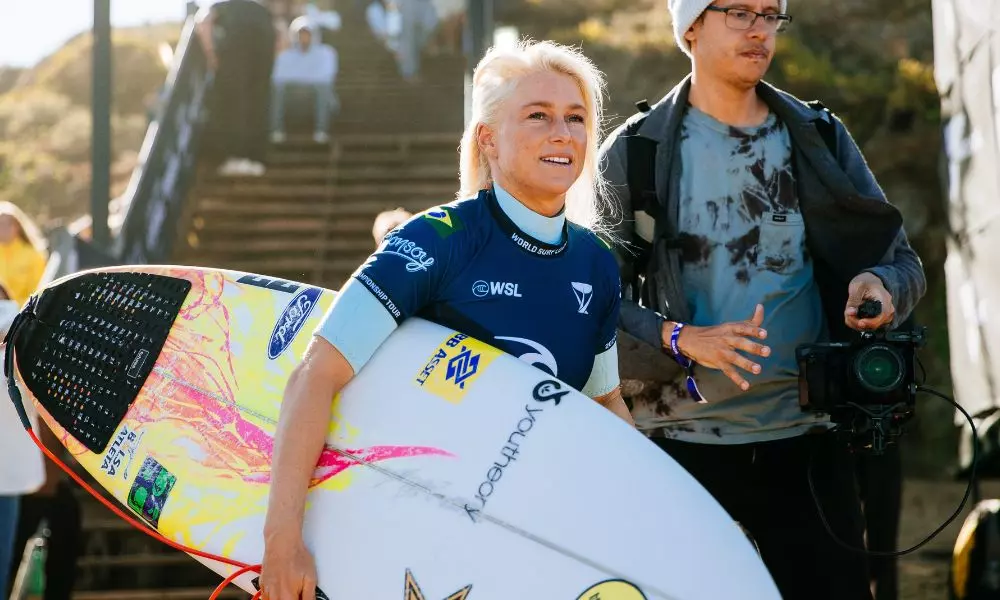 Tatiana Weston-Webb em ação na etapa de Bells Beach da WSL (Aaron Hughes/World Surf League)