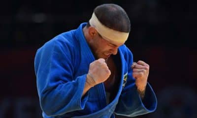 Brasileiro Willian Lima comemorando vitória no Grand Slam de Tashkent, no Uzbequistão (Tamara Kulumbegashvili/IJF)