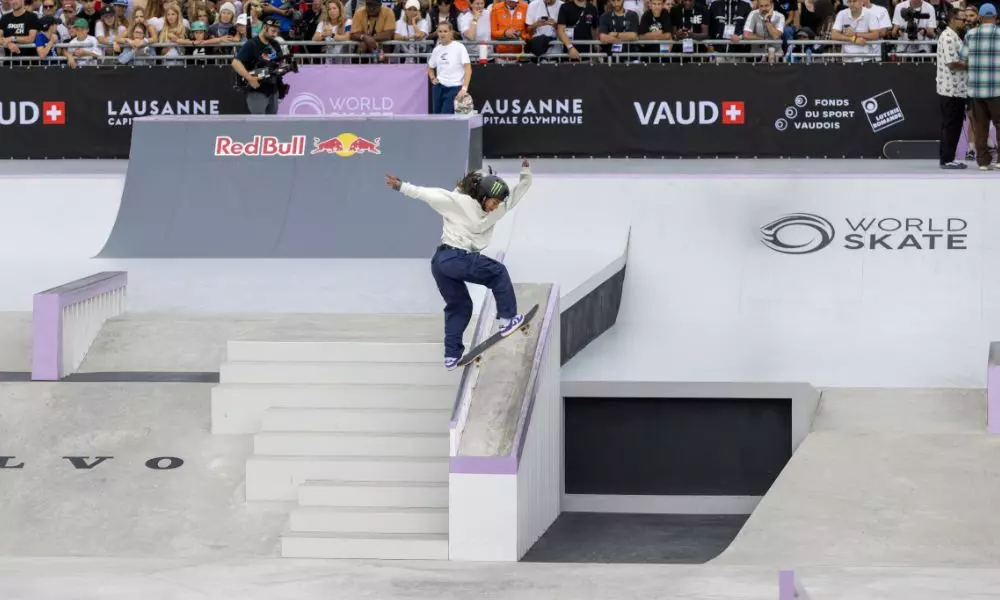 Rayssa Leal em ação no Pro Tour de Dubai de skate street (Foto: Julio Detefon/CBSk)