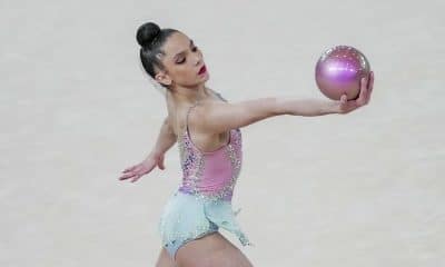Maria Eduarda Alexandre na disputa da prova da bola (Marina Ziehe/COB)