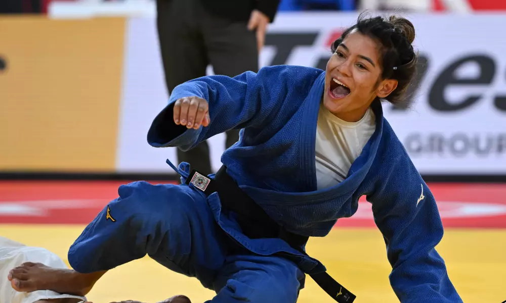 Jéssica Lima vibra no solo no Grand Slam de Antalya de judô
