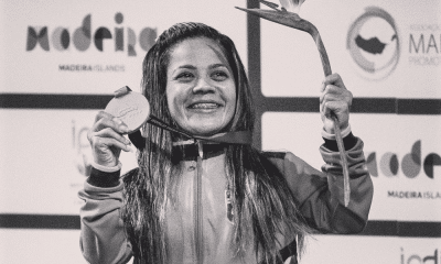 Joana Neves no pódio da natação paralímpica em Tóquio-2020