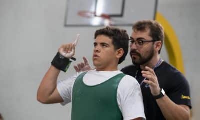 Na imagem, o halterofilista Murilo Nascimento, 17, foi um dos destaques do Meeting Paralímpico de Curitiba.
