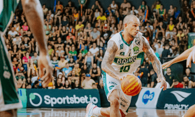 Bauru Basket e Botafogo pelo NBB