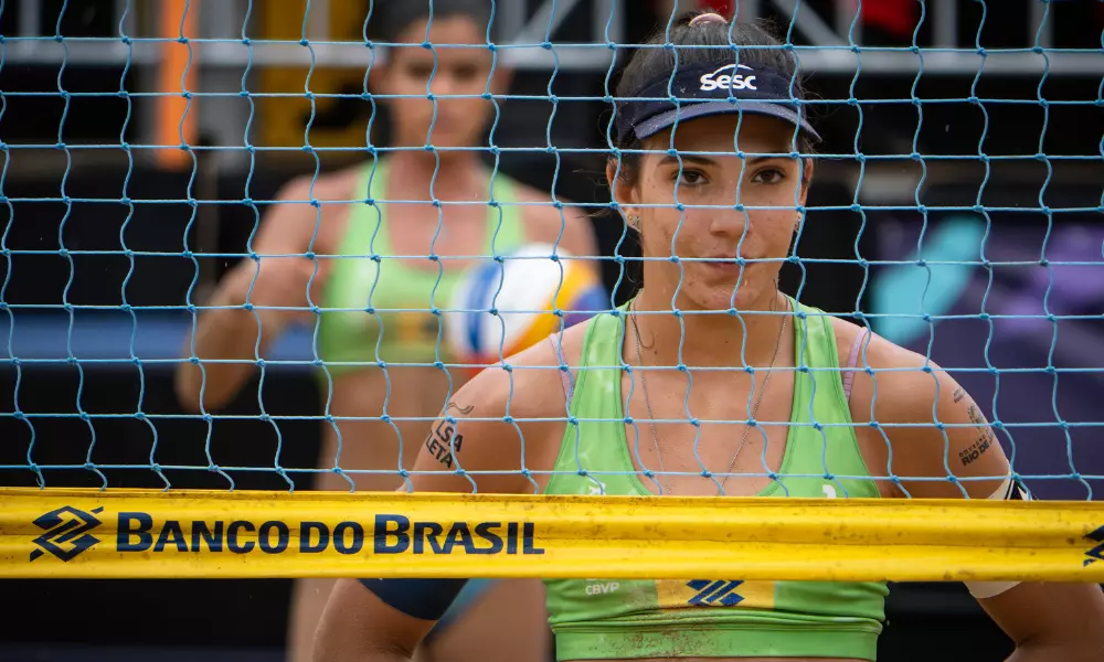 Carol e Marcela em jogo do Aberto do Recife