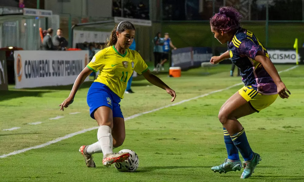 Giovanna Waksman no Sul-Americano Sub-17 no jogo entre Brasil e Equador