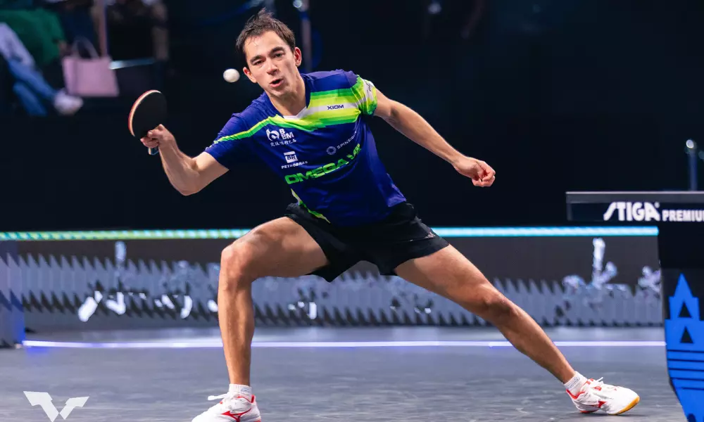 Hugo Calderano em partida contra Felix Lebrun no WTT Champions Incheon