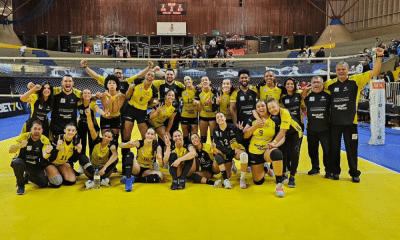 Jogadoras do Mackenzie comemoram vitória na Superliga B