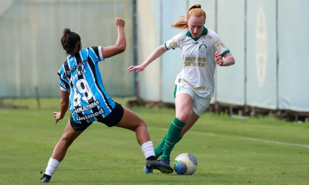 Palmeiras e Grêmio no Brasileirão Feminino de futebol