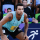 Vinicius Freitas se preparando para receber bola no Top 16 do Recife; ele se pronunciou contra caso de homofobia com amigo de Anderson Melo