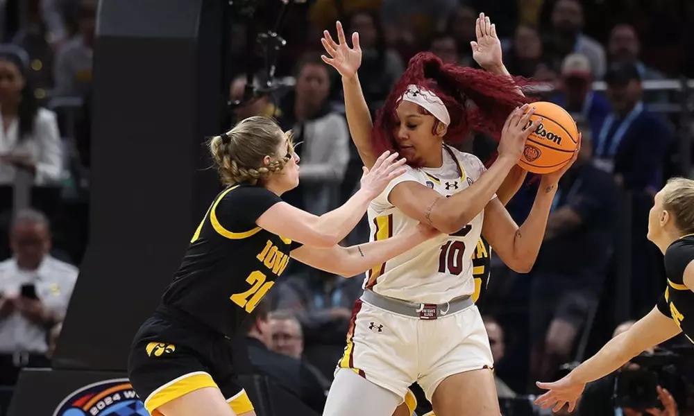 Kamilla Cardoso Carolina do Sul NCAA
