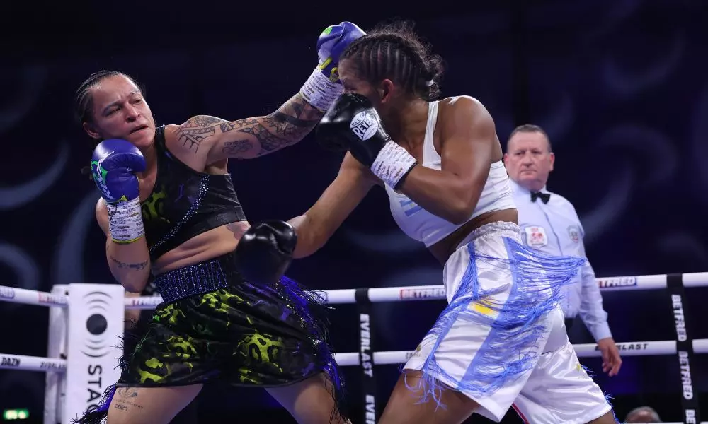 Beatriz Ferreira campeã mundial no boxe profissional