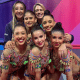 Conjunto brasileiro pousa para foto após ir à final da série mista na Copa do Mundo de Sofia de ginástica rítmica