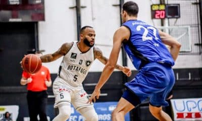 Confronto entre Botafogo e Pinheiros, válido pelo NBB (Thiago Silva/Botafogo FR)