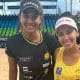 Na imagem, Duda e Ana Patrícia na quadra de areia de Brasília.