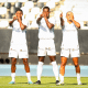 Jardiel e jogadores do Grêmio em partida contra Botafogo pelo Brasileirão sub-20
