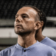 Kleiton Lima em partida do Santos pelo Brasileirão Feminino