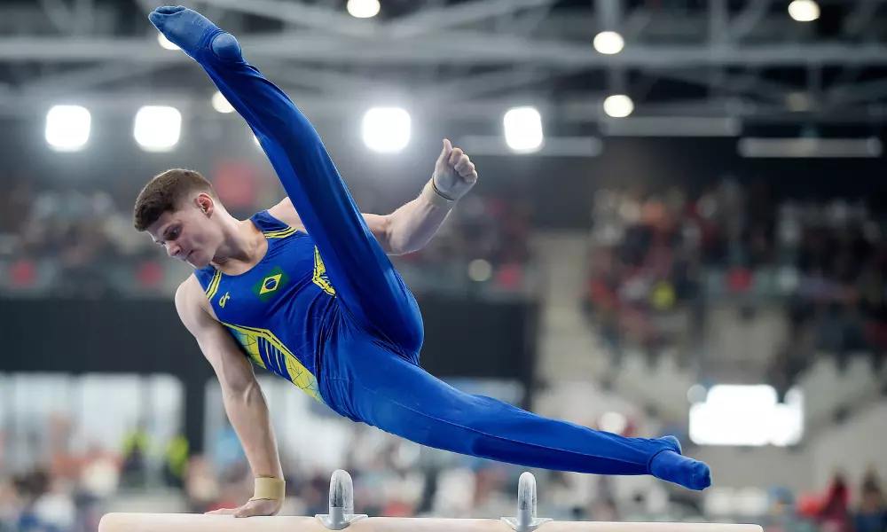 Diogo Soares está classificado para Paris-2024 na ginástica artística masculina