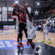 Lance de Flamengo x Botafogo no NBB. Fla e Vasco avançaram e estão nas quartas de final