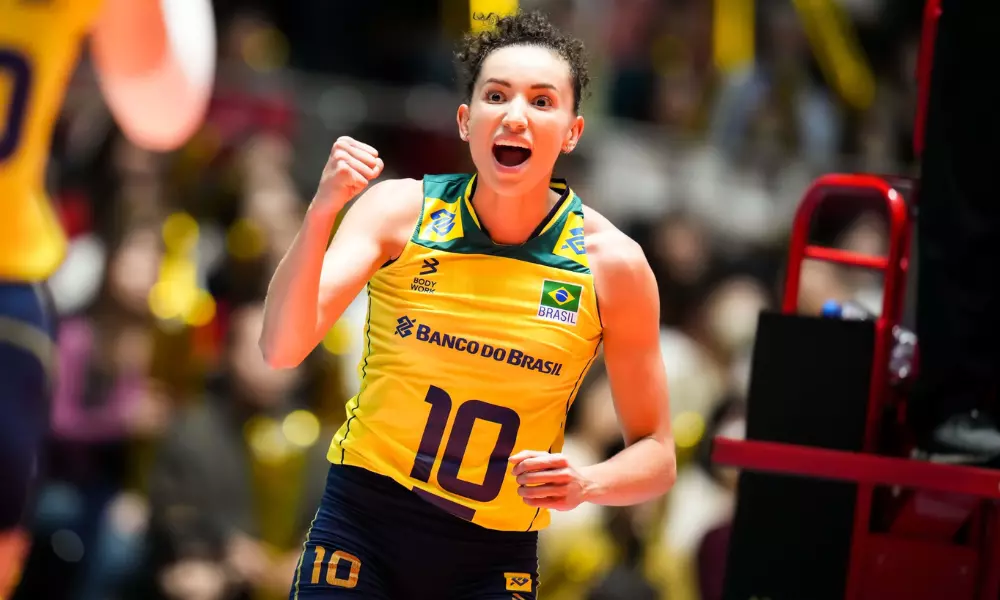 Gabi Guimarães em jogo da Liga das Nações VNL Feminina de 2023