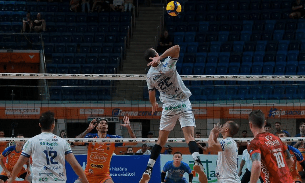 Joinville x Farma Conde na Superliga Masculina de vôlei