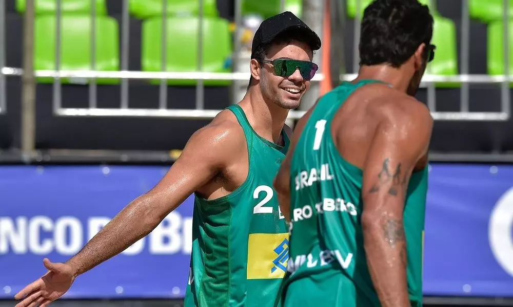 Pedro Solberg, Guto Carvalhaes, Guto, vôlei de praia