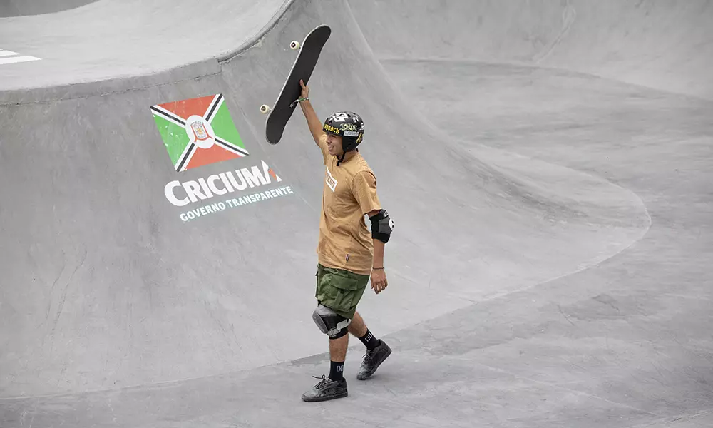Na imagem, Augusto Akio durante o STU Criciúma, 2024.
