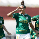 Amanda Gutierres comemora com companheiras a vitória do Palmeiras sobre o Real Brasília no Brasileirão Feminino