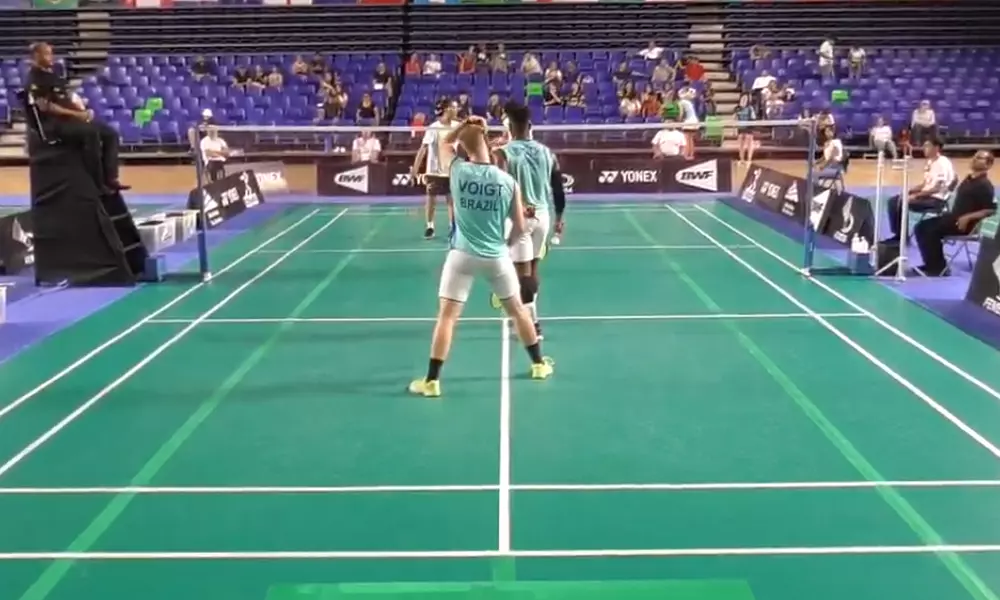 Os brasileiros Matheus Voigt e Izak Batalha ficaram com o vice-campeonato, perdendo a final para os japoneses Siya Inoue e Haruki Kawabe