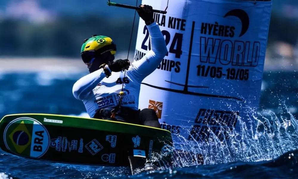 Bruno Lobo em ação no Mundial de Fórmula Kite (Foto: IKA media)