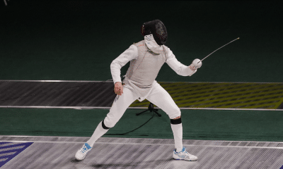 Guilherme Toldo em ação durante duelo na Copa do Mundo de Hong Kong de florete, paris-2024, esgrima Etapa de Túnis da Copa do Mundo de florete