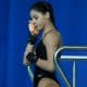 A atleta Ingrid Oliveira, que levou a medalha de ouro no Troféu Brasil, se preparando para mais um salto.