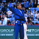 Rafaela Silva, de judogi azul, durante participação no Grand Slam de Astana de judô