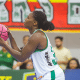 Trinity Baptiste arremessando em Sampaio Basquete x Corinthians pela LBF
