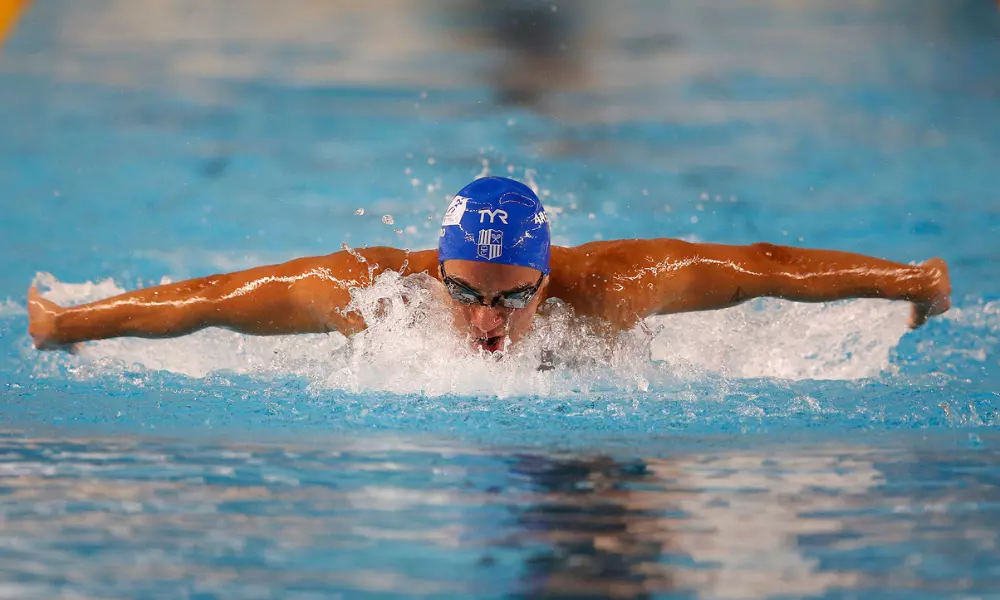 Nick Albiero nadando na final dos 200m borboleta na Seletiva Olímpica