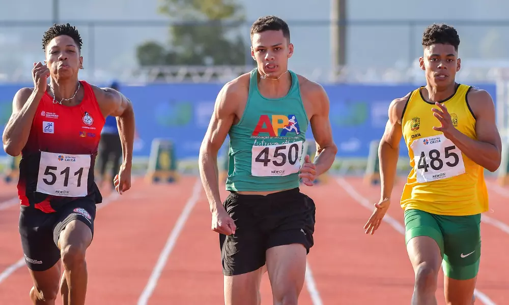 Final dos 100m masculino no Brasileiro Sub-20 de atletismo
