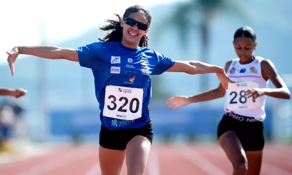 Hakelly da Silva vence 200 m (Alexandre Loureiro/CBAt)