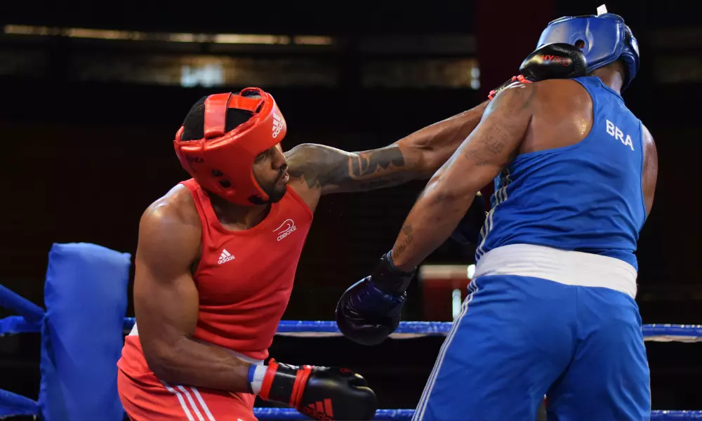 Luta entre Abner Teixeira e Joel Ramos no acima de 92kg do Grand Prix Internacional, ambos atletas do Brasil (Foto: Lázaro Viana/@lazarovianafoto)