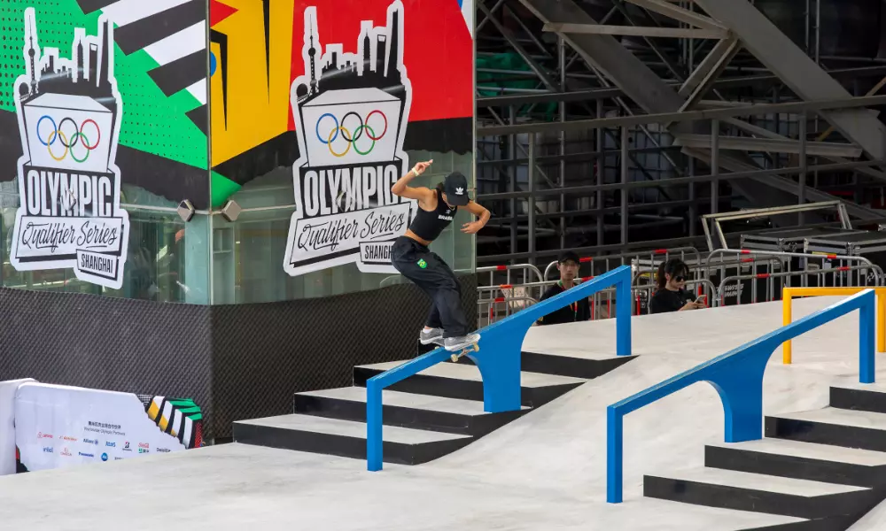 Kemily Suiara em ação no OQS de Budapeste de skate; breaking; ciclismo BMX freestyle; escalada esportiva