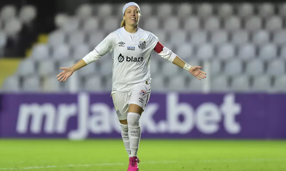 Ketley em Santos x São José pelo Paulistão Feminino