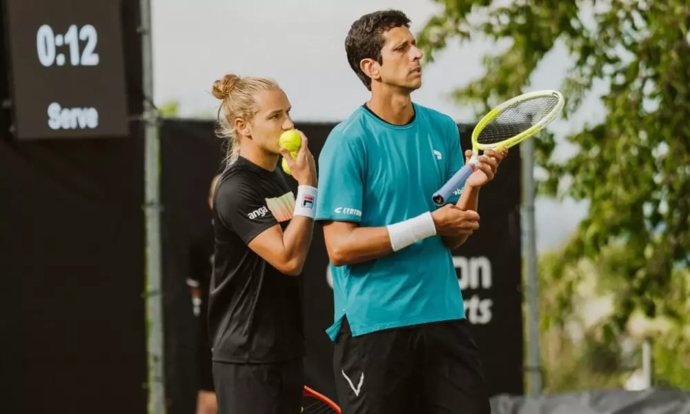 Os brasileiros Marcelo Melo e Rafael Matos vencem no Torneio de Wimbledon de tênis