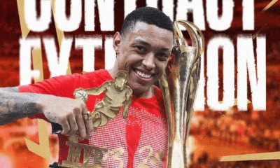 Yago dos Santos com troféus conquistados com o Estrela Vermelha